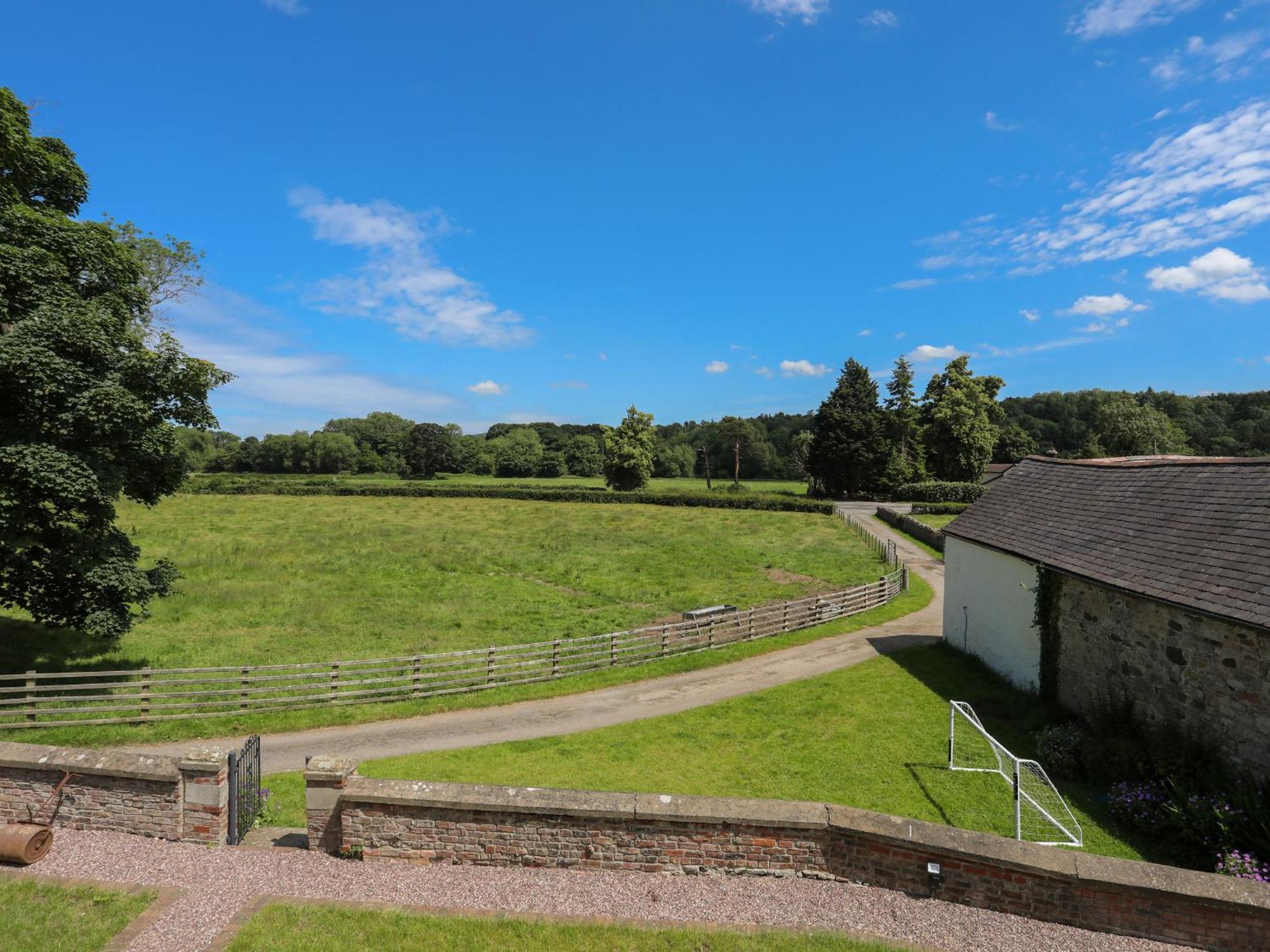 Plas Coch St Asaph Exterior photo