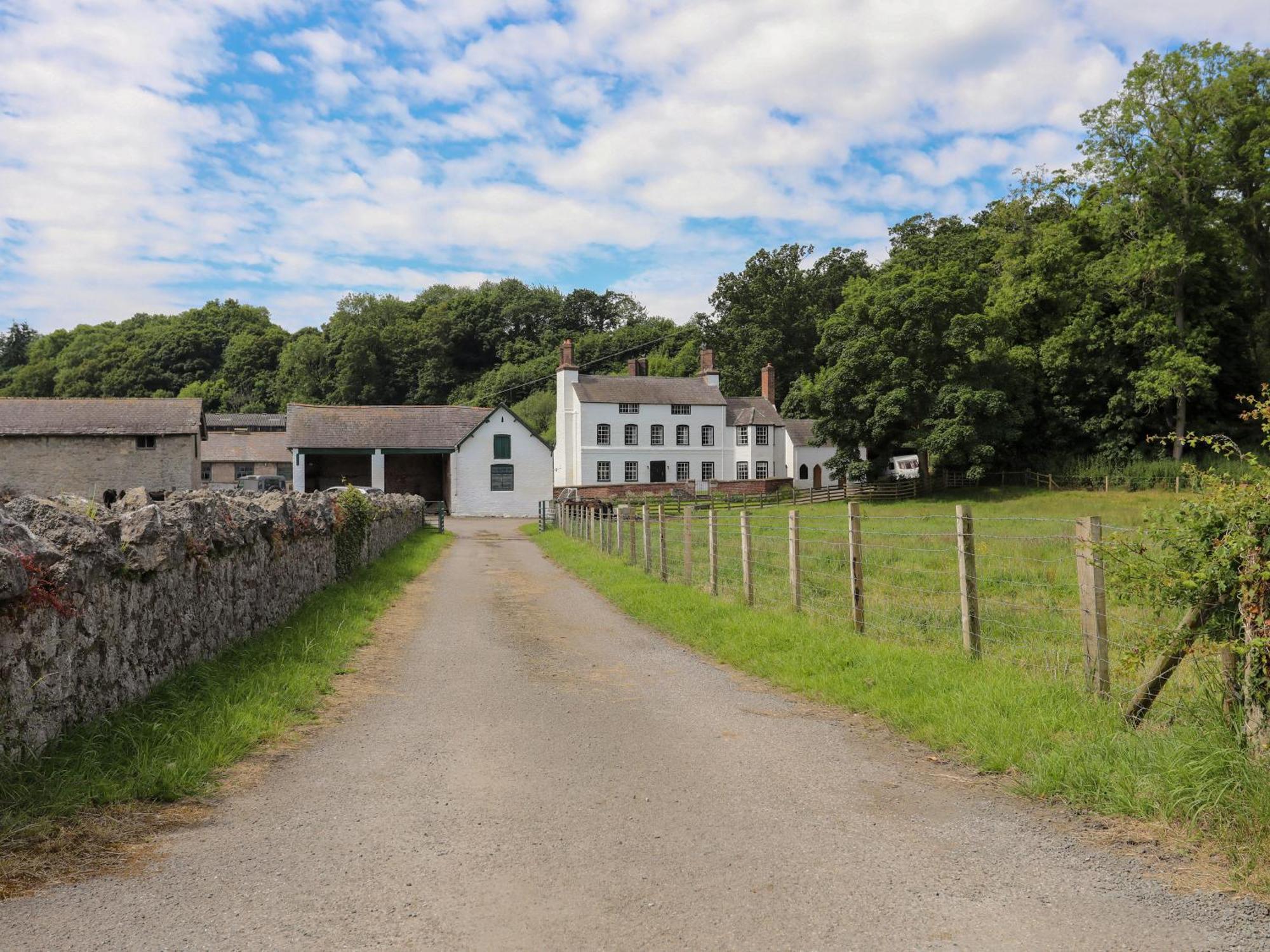 Plas Coch St Asaph Exterior photo